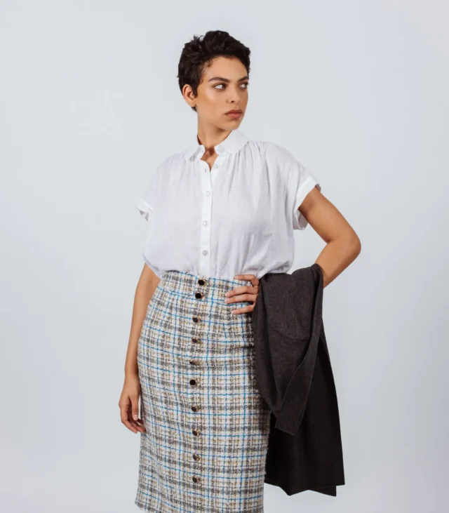 Luxe Plaid Tweed Pencil Skirt - Image 6