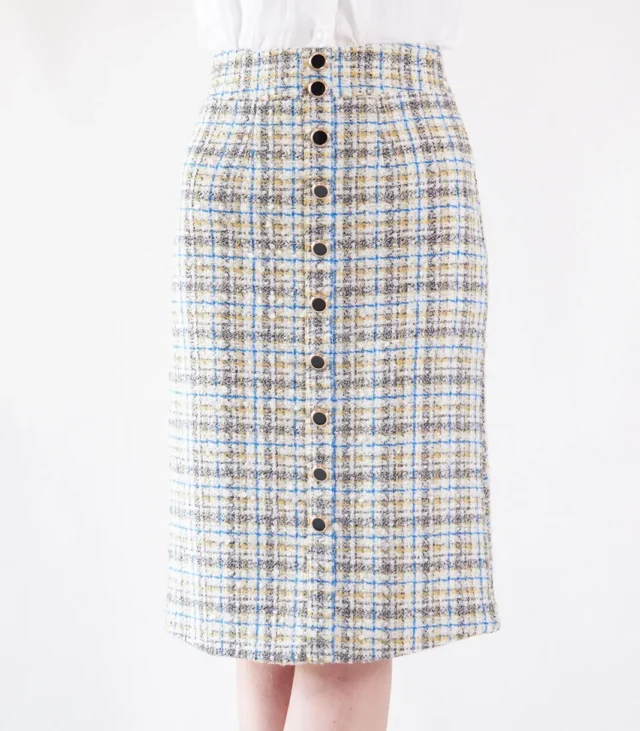 Luxe Plaid Tweed Pencil Skirt - Image 2