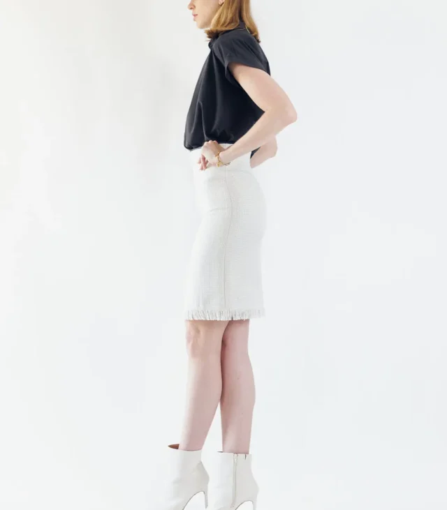 Luxe White Mini Tweed Skirt - Image 3