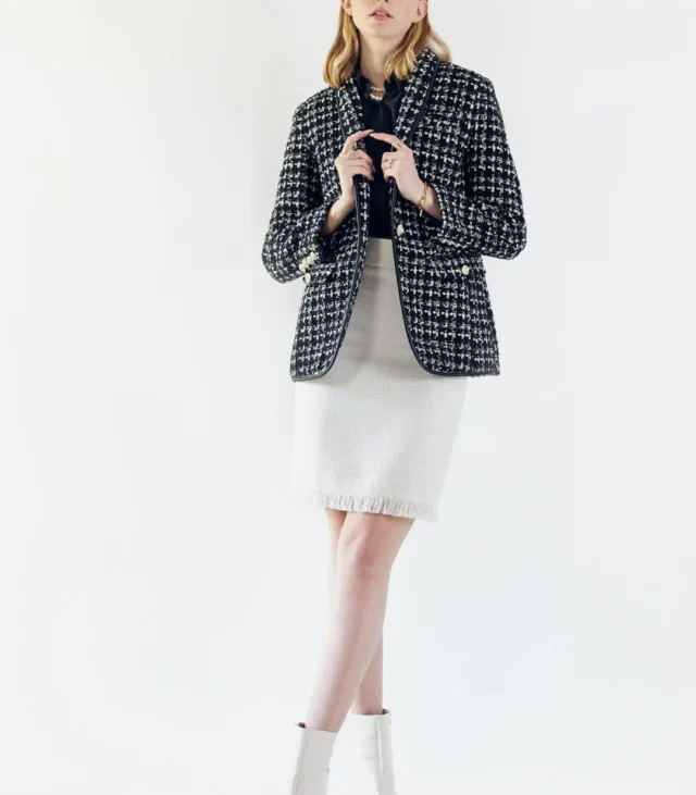 Luxe White Mini Tweed Skirt - Image 5