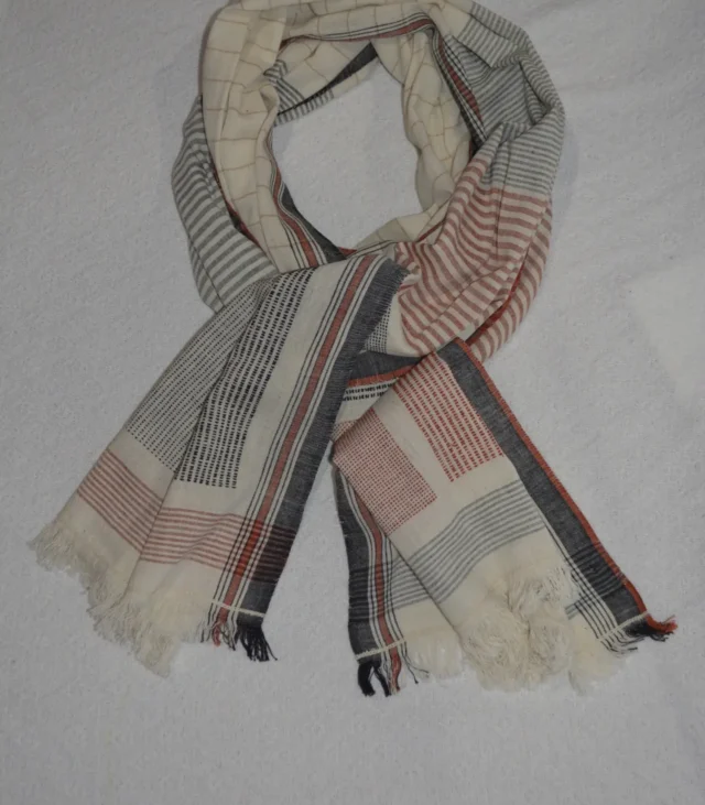 Stylish Hand-Woven Cotton Scarves for a Sophisticated Look | Shop Now - Image 8