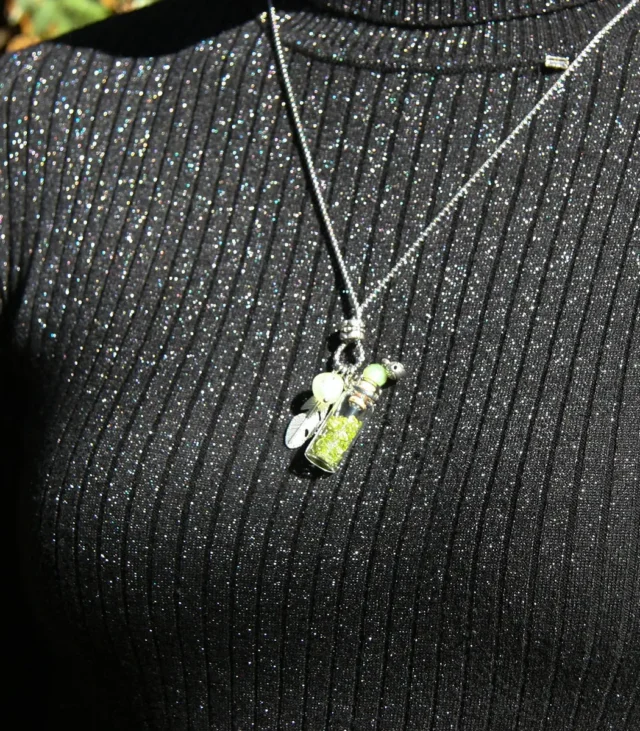 Green Calcite Diffusing Necklace - Energy & Healing | Aromatherapy on the Go | Unique Gift for Crystal Lovers - Image 3