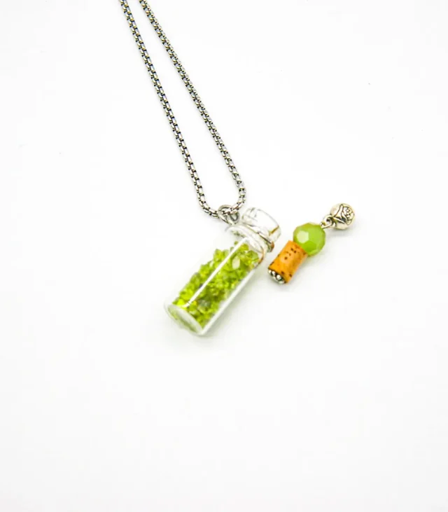 Green Calcite Diffusing Necklace - Energy & Healing | Aromatherapy on the Go | Unique Gift for Crystal Lovers - Image 5