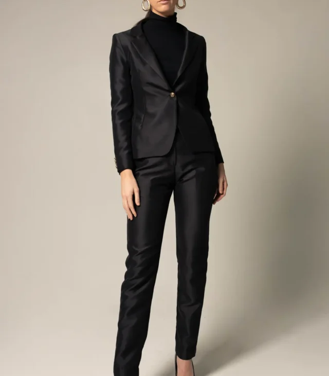 Women's Blazer/Suit in Black - Image 3